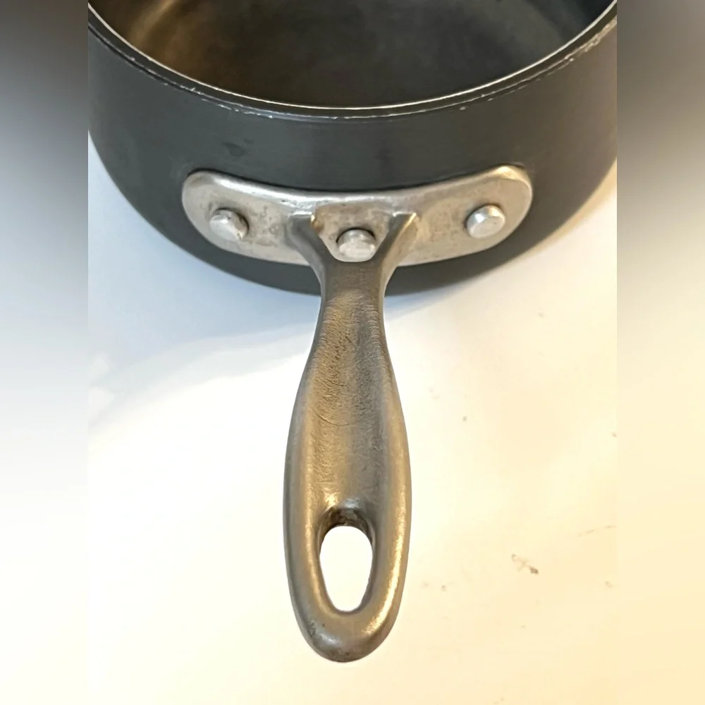 Calphalon Aluminum Saucepan w/Handle 1.5 Qt w/o Lid Toledo Ohio USA 8701 3 in